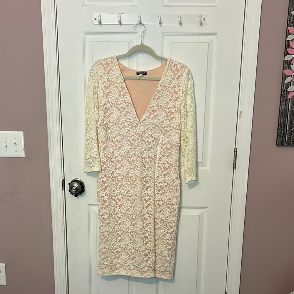 VENUS Lace Midi Dress